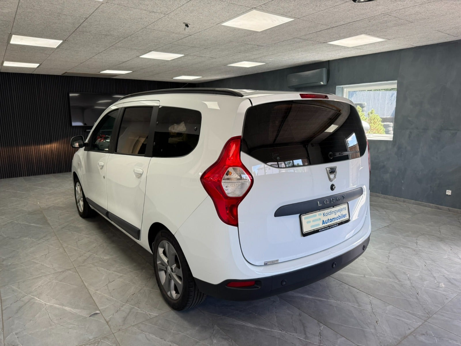 undefined Dacia Lodgy fra 2015