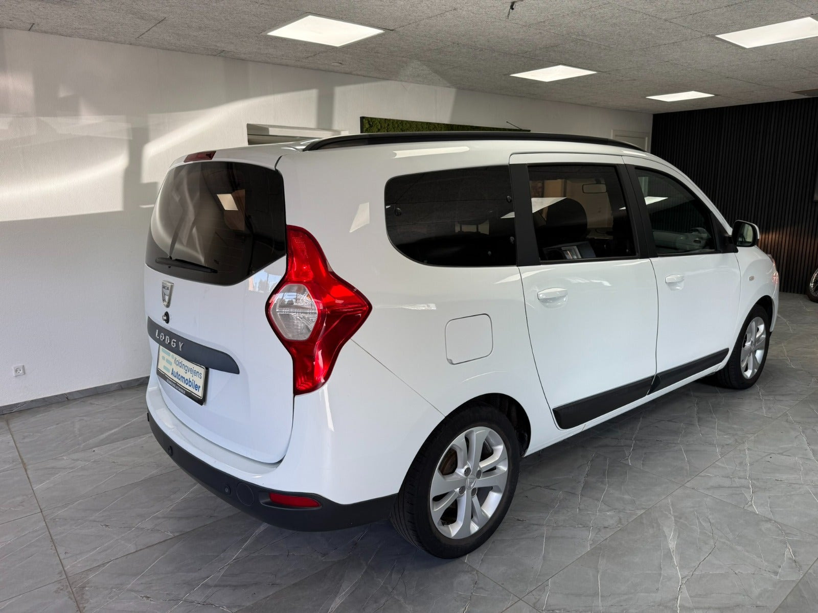 undefined Dacia Lodgy fra 2015