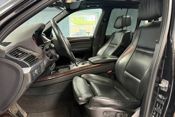 undefined BMW X5 fra 2011