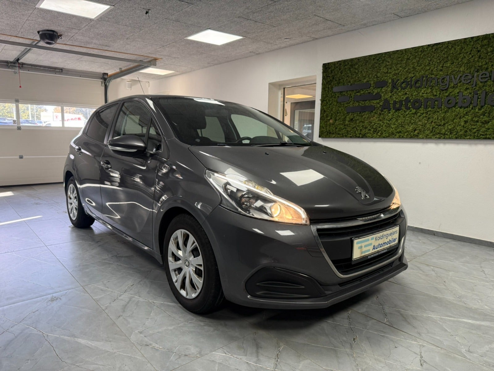 Peugeot 208 1,6 BlueHDi 100 Allure