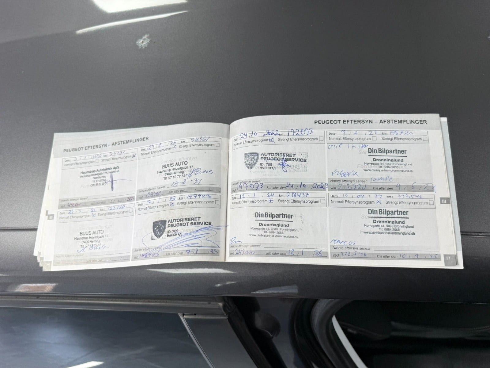 undefined Peugeot 208 fra 2018