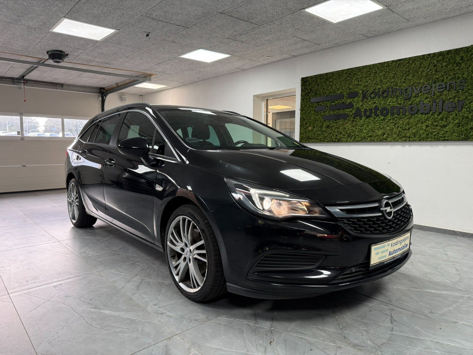 Opel Astra 1,6 CDTi 136 Excite Sports Tourer