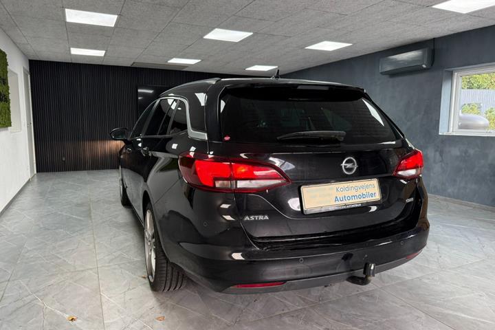 undefined Opel Astra fra 2019