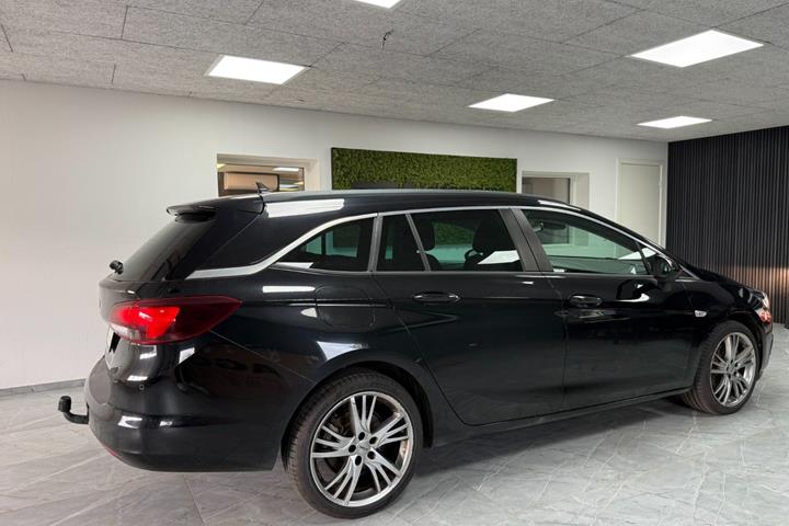 undefined Opel Astra fra 2019