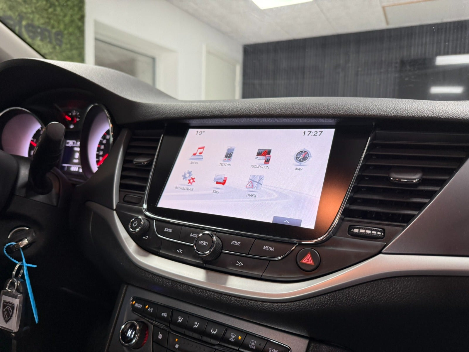 undefined Opel Astra fra 2019