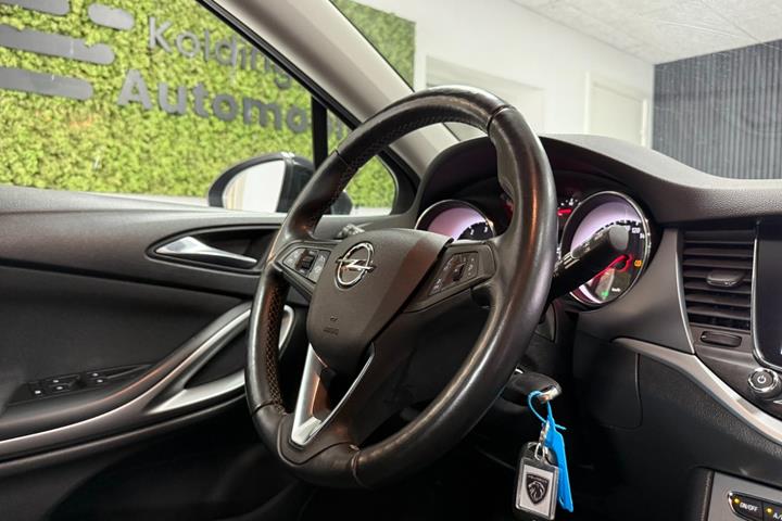 undefined Opel Astra fra 2019