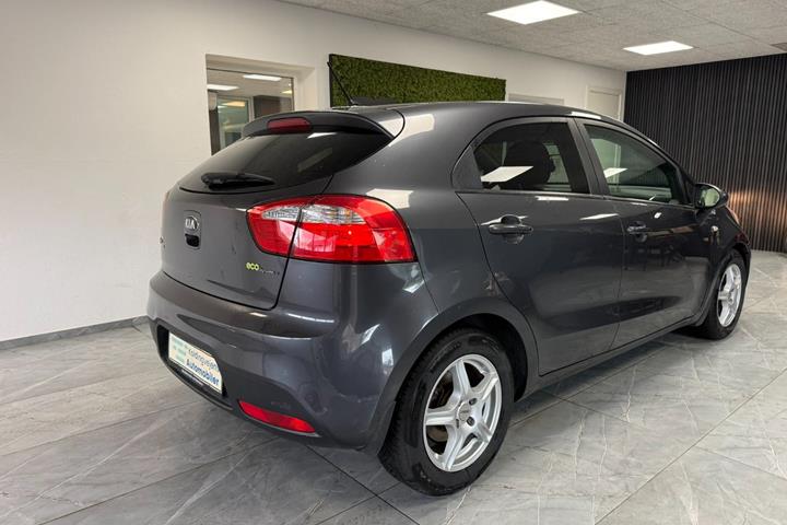 undefined Kia Rio fra 2014
