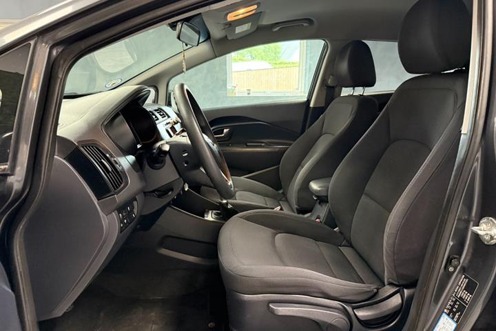 undefined Kia Rio fra 2014