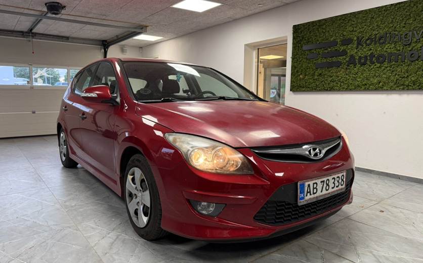 Hyundai i30 1,6 CRDi 90 Classic Sense