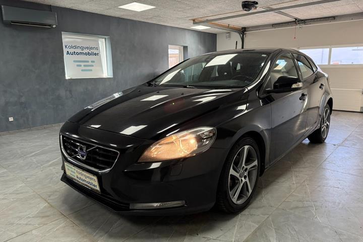 undefined Volvo V40 fra 2015