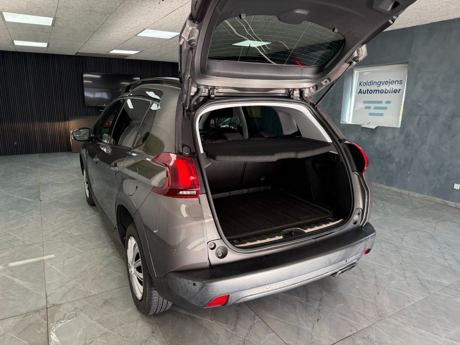 undefined Peugeot 2008 fra 2019