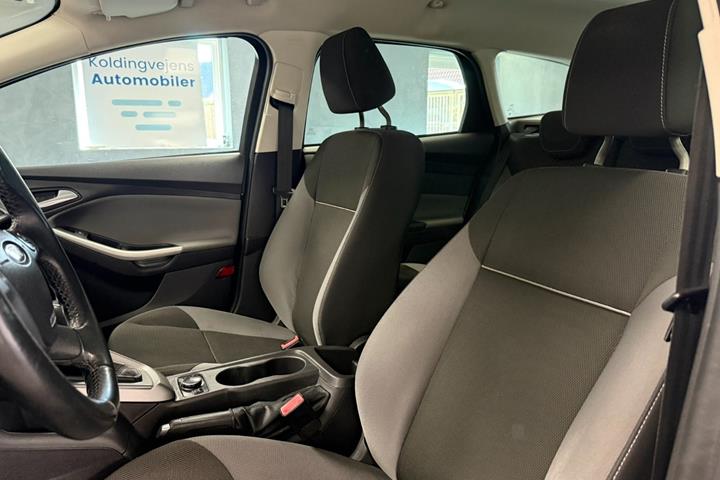 undefined Ford Focus fra 2012