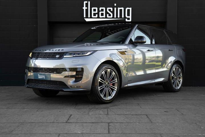 Sølv Land Rover Range Rover sport fra 2023