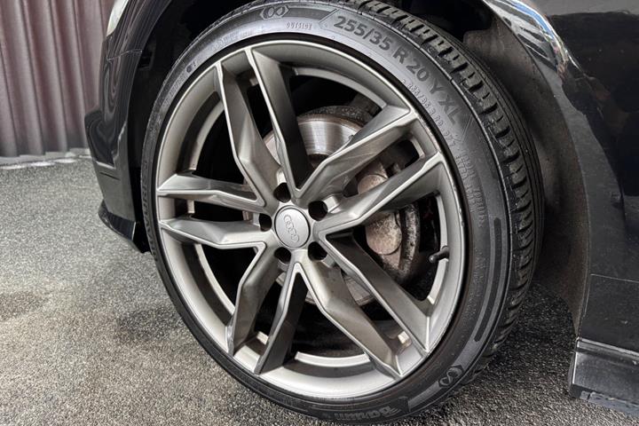 Sort Audi A6 fra 2015
