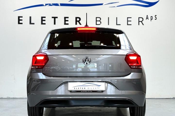 Grå VW Polo fra 2019