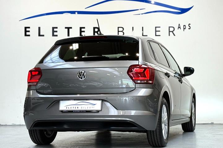Grå VW Polo fra 2019