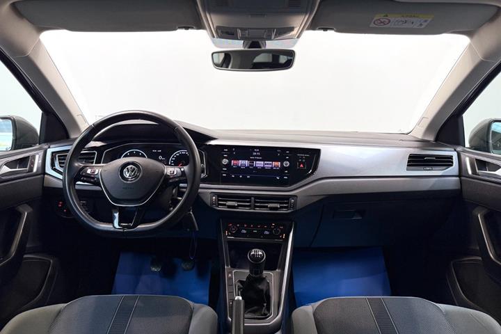 Grå VW Polo fra 2019
