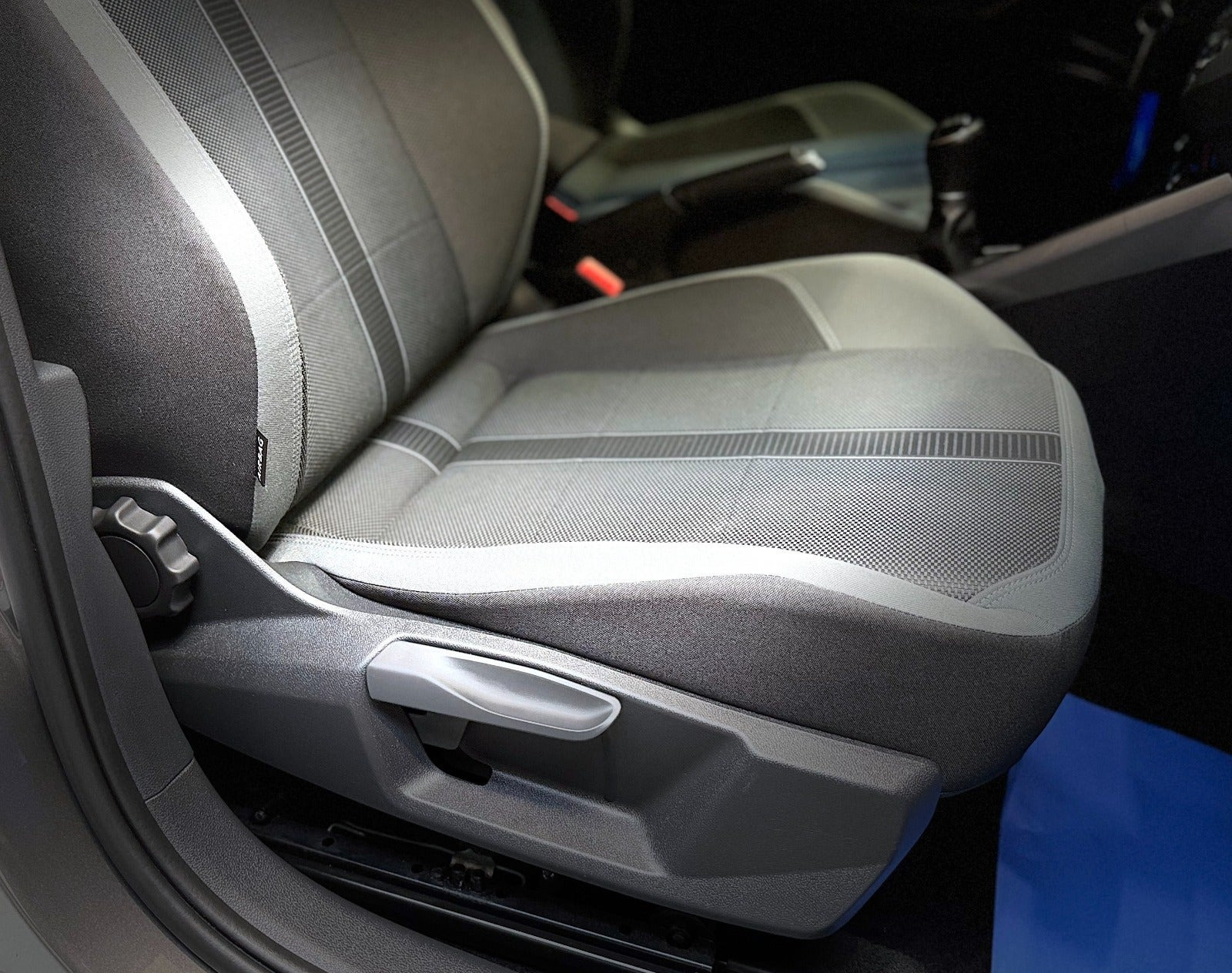 Grå VW Polo fra 2019