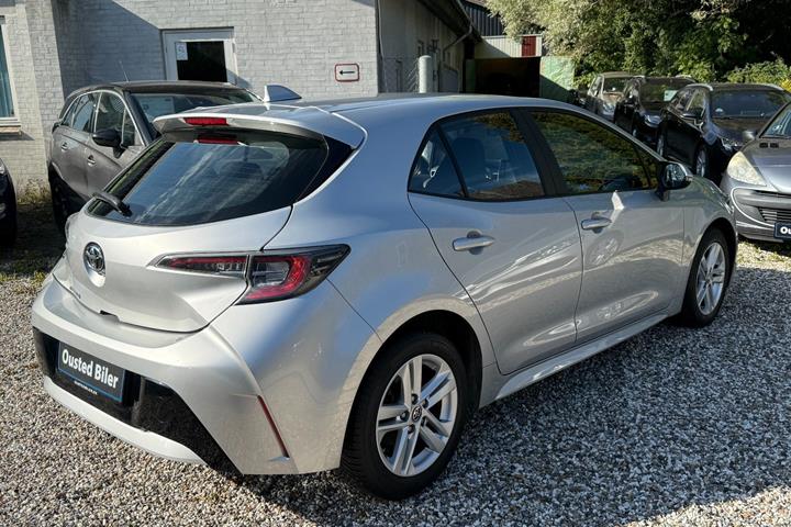 undefined Toyota Corolla fra 2021