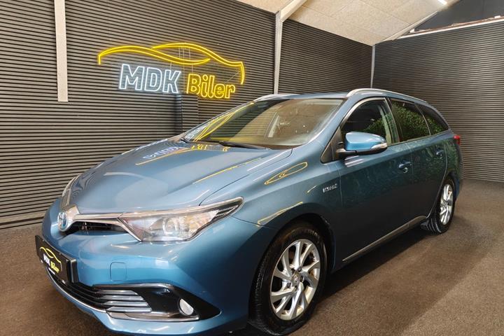 undefined Toyota Auris fra 2015
