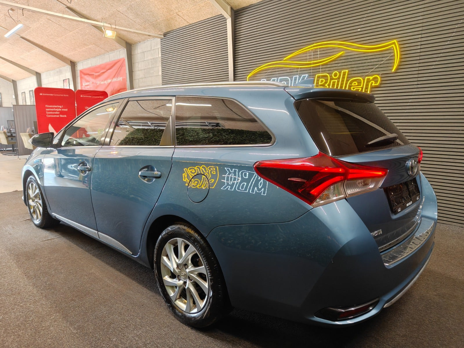 undefined Toyota Auris fra 2015
