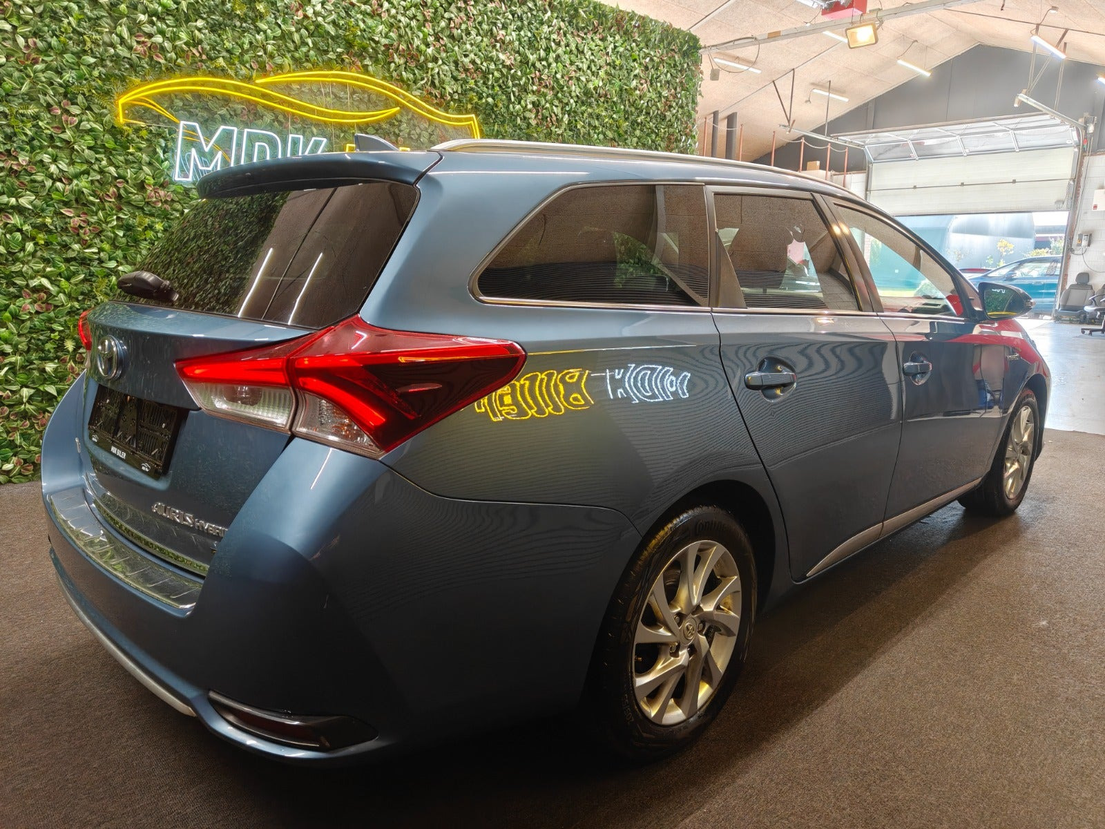 undefined Toyota Auris fra 2015