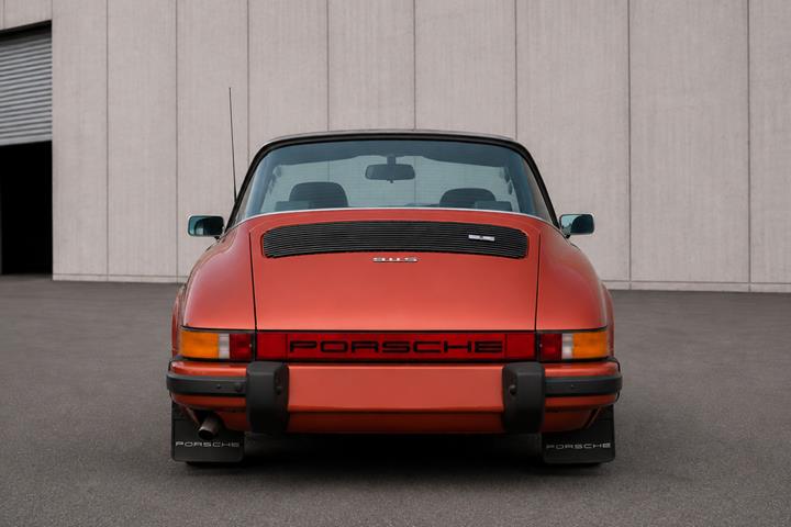 Kobber Porsche 911 fra 1974