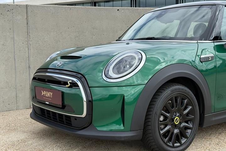 Grøn Mini Cooper SE fra 2022