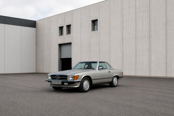 undefined Mercedes 560 SL fra 1987