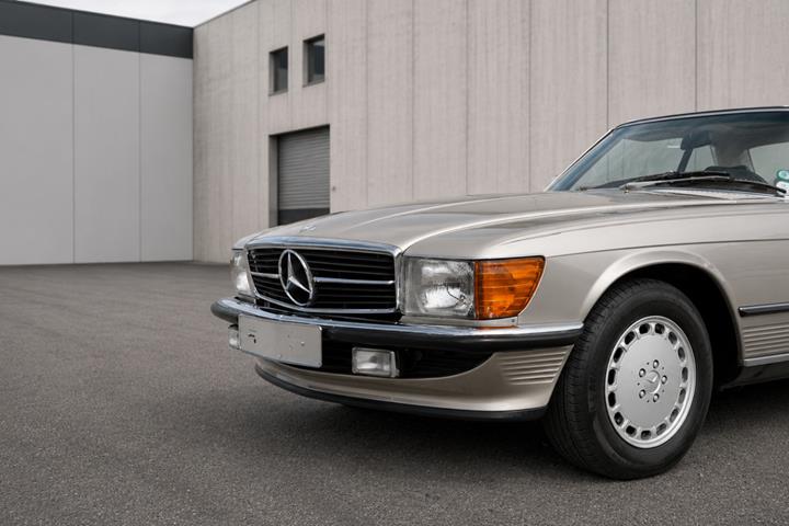 undefined Mercedes 560 SL fra 1987