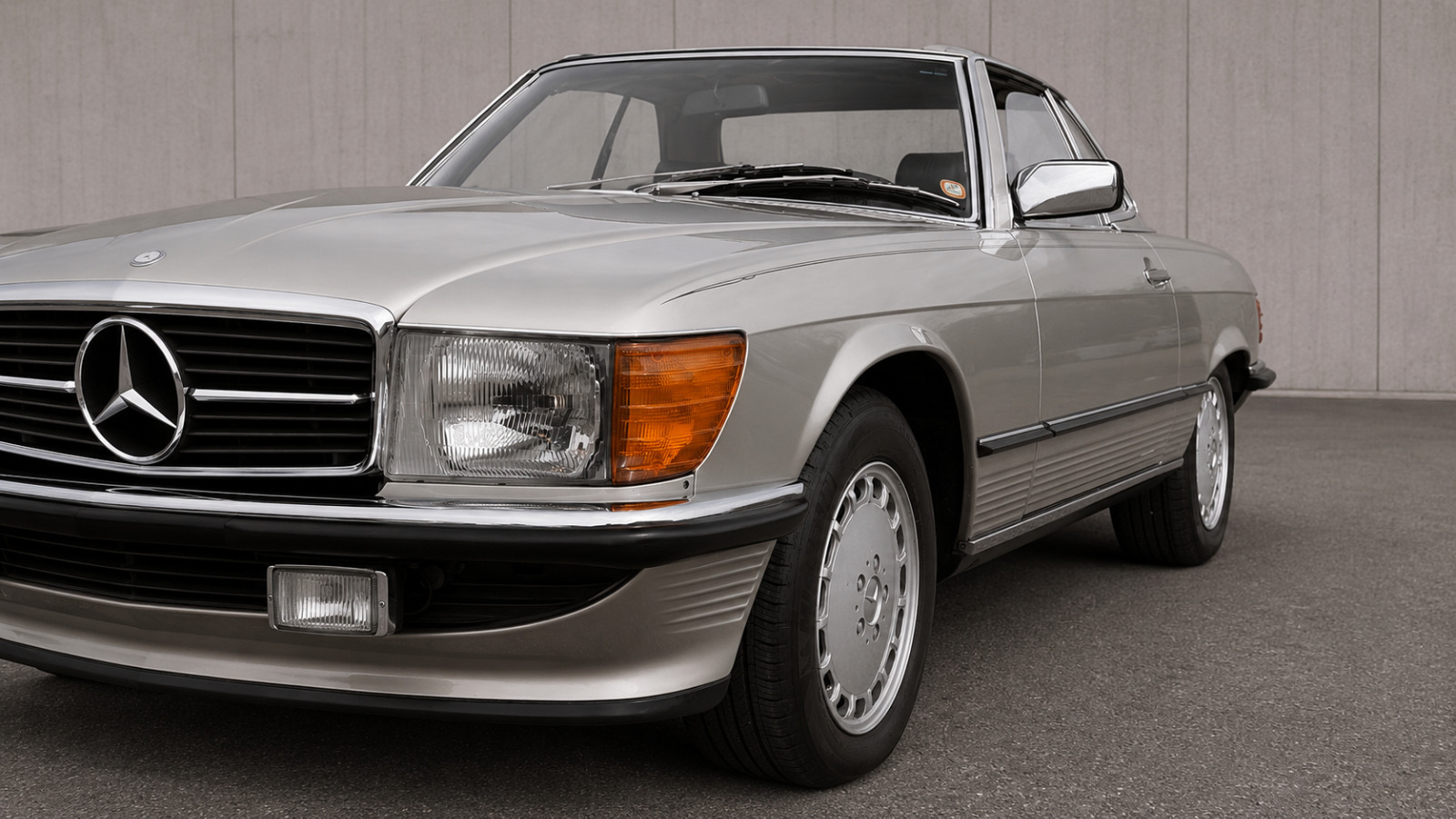 undefined Mercedes 560 SL fra 1987