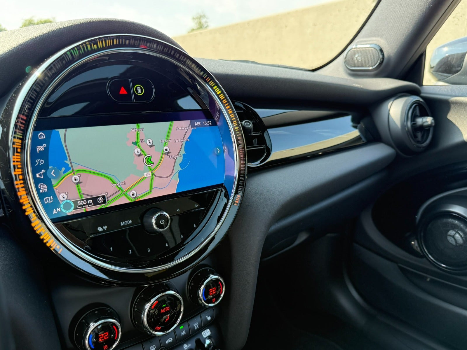 Sølv Mini Cooper SE fra 2023