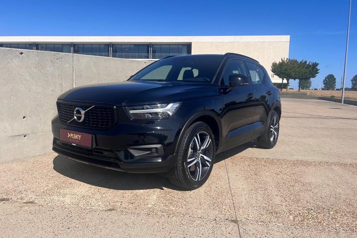 Sort Volvo XC40 fra 2021