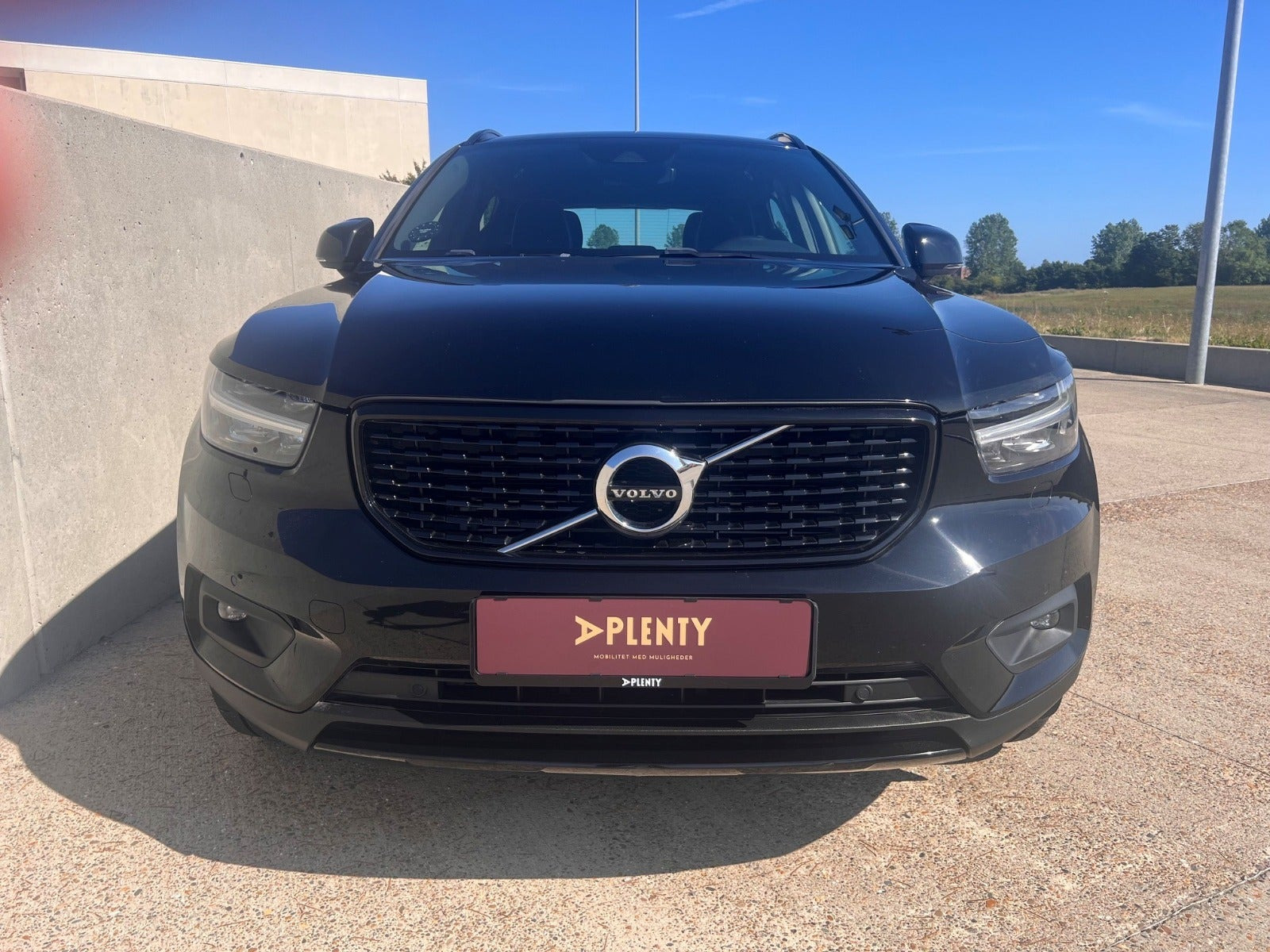 Sort Volvo XC40 fra 2021