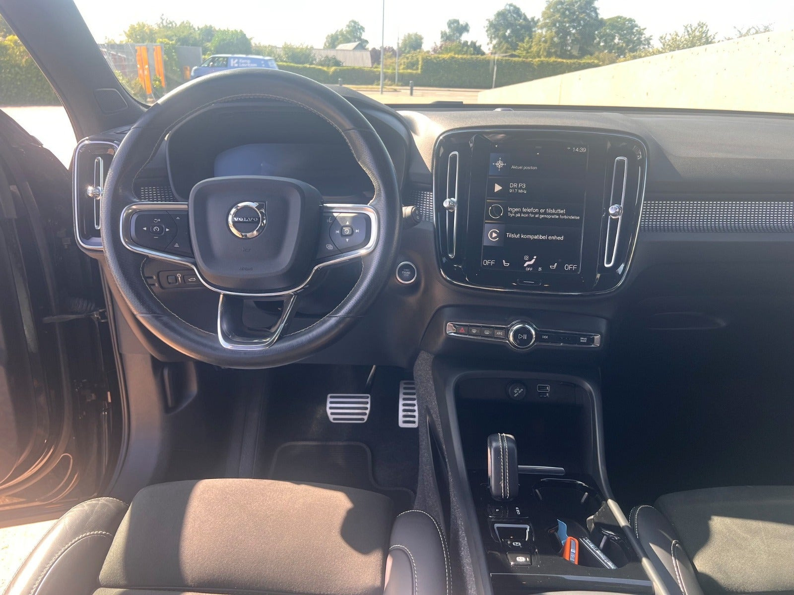 Sort Volvo XC40 fra 2021