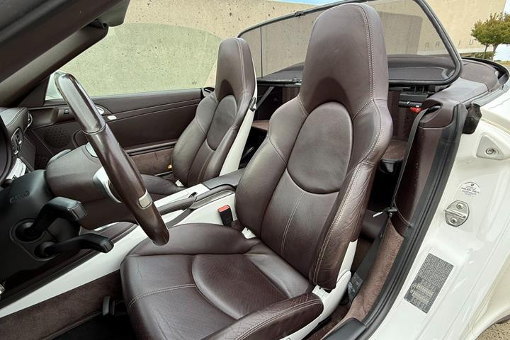 undefined Porsche 911 Carrera 4 fra 2009