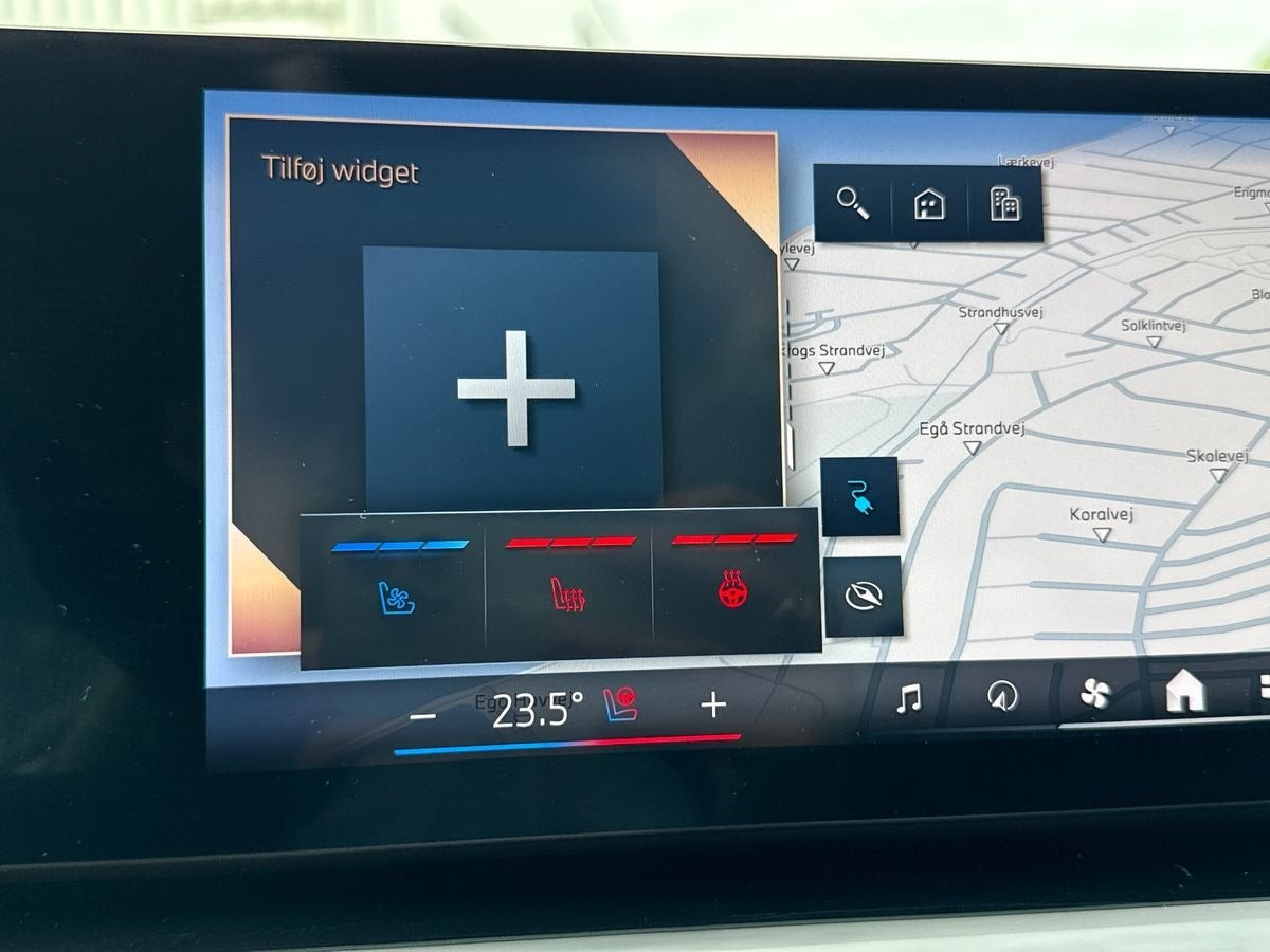 Grå BMW i5 fra 2024