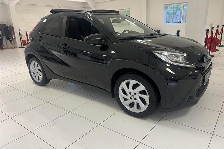 Sort Toyota Aygo X fra 2022