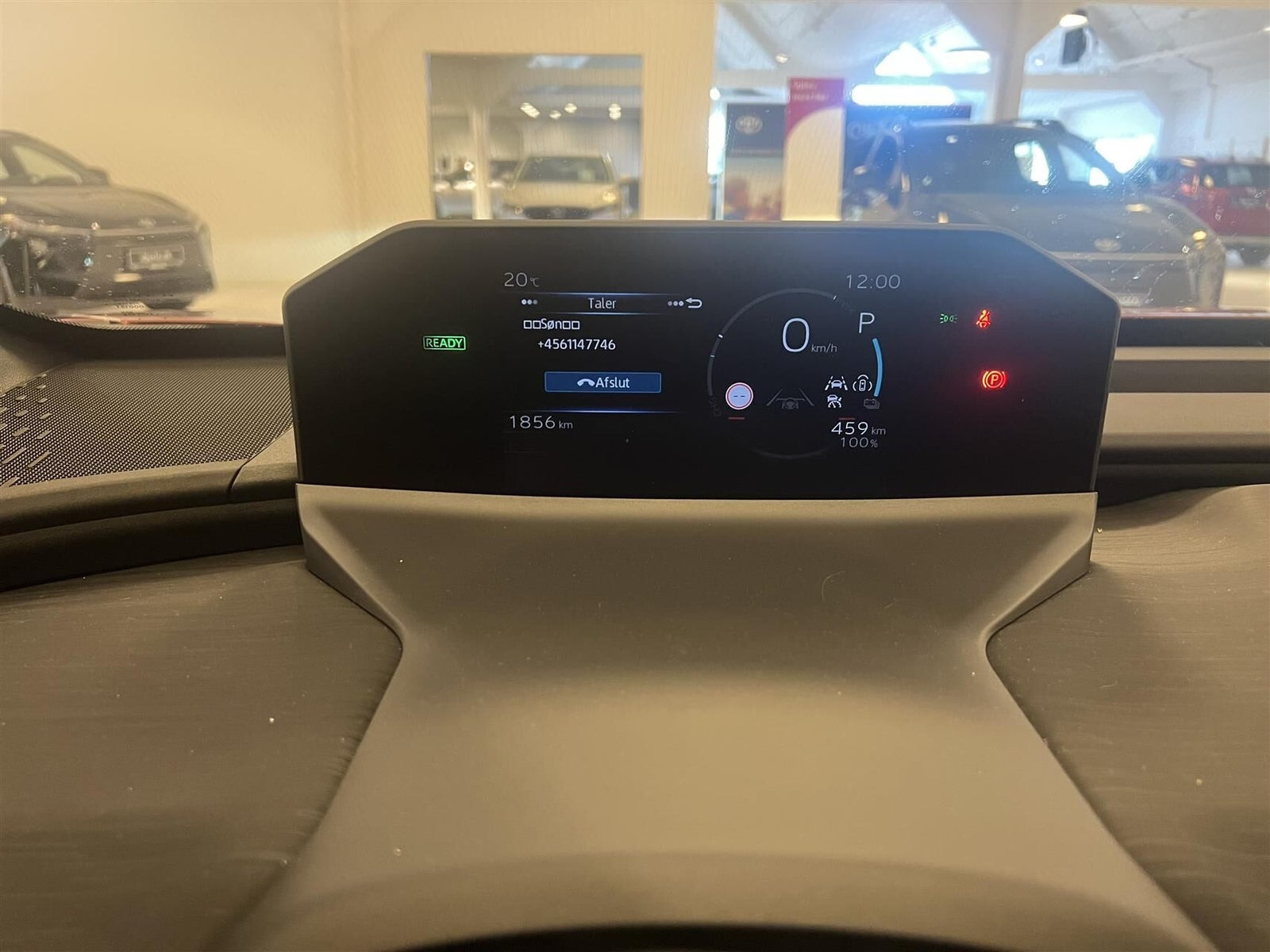 Rød Toyota C-HR+ fra 2025