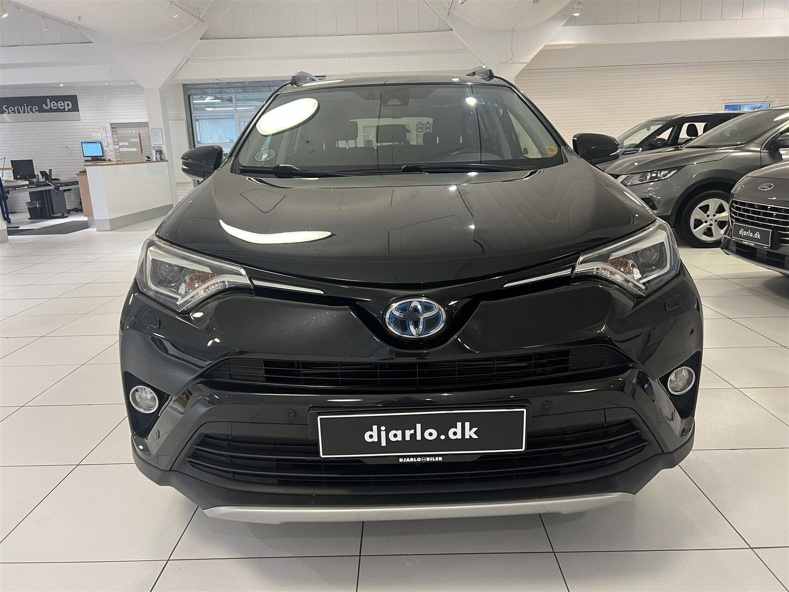 Sort Toyota RAV4 fra 2018