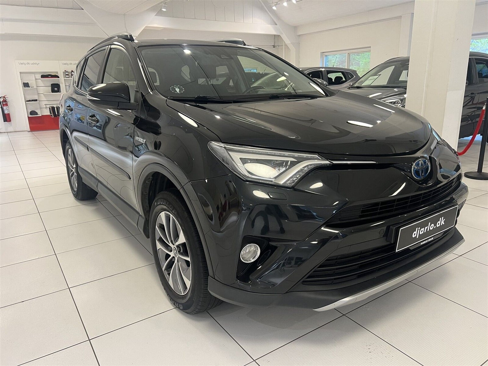 Sort Toyota RAV4 fra 2018