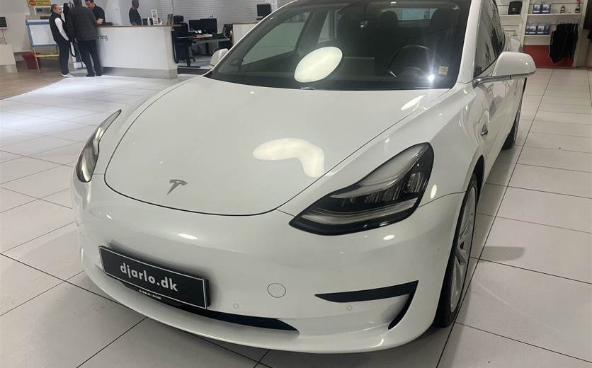 Tesla Model 3 Standard Range+ RWD