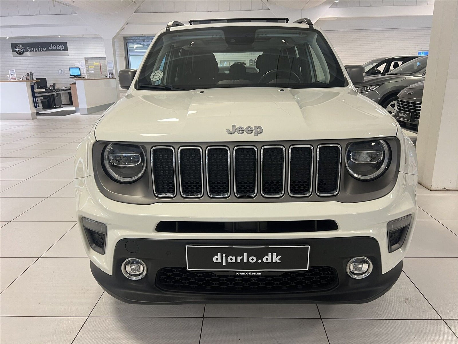 Hvid Jeep Renegade fra 2019