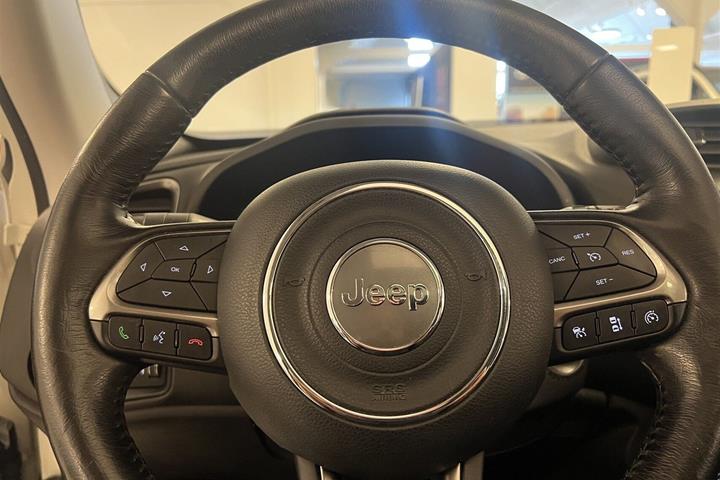 Hvid Jeep Renegade fra 2019