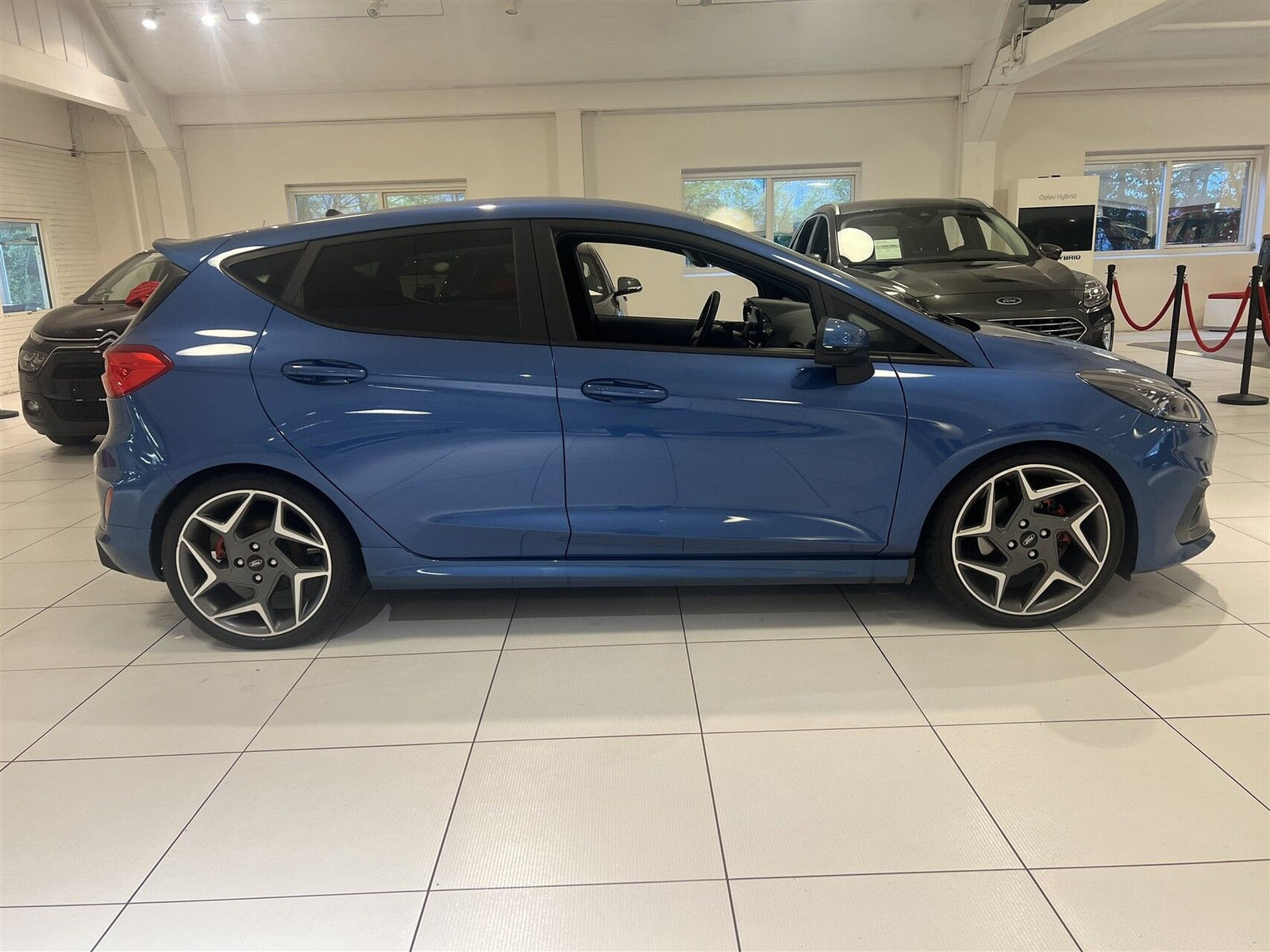 Blå Ford Fiesta fra 2018