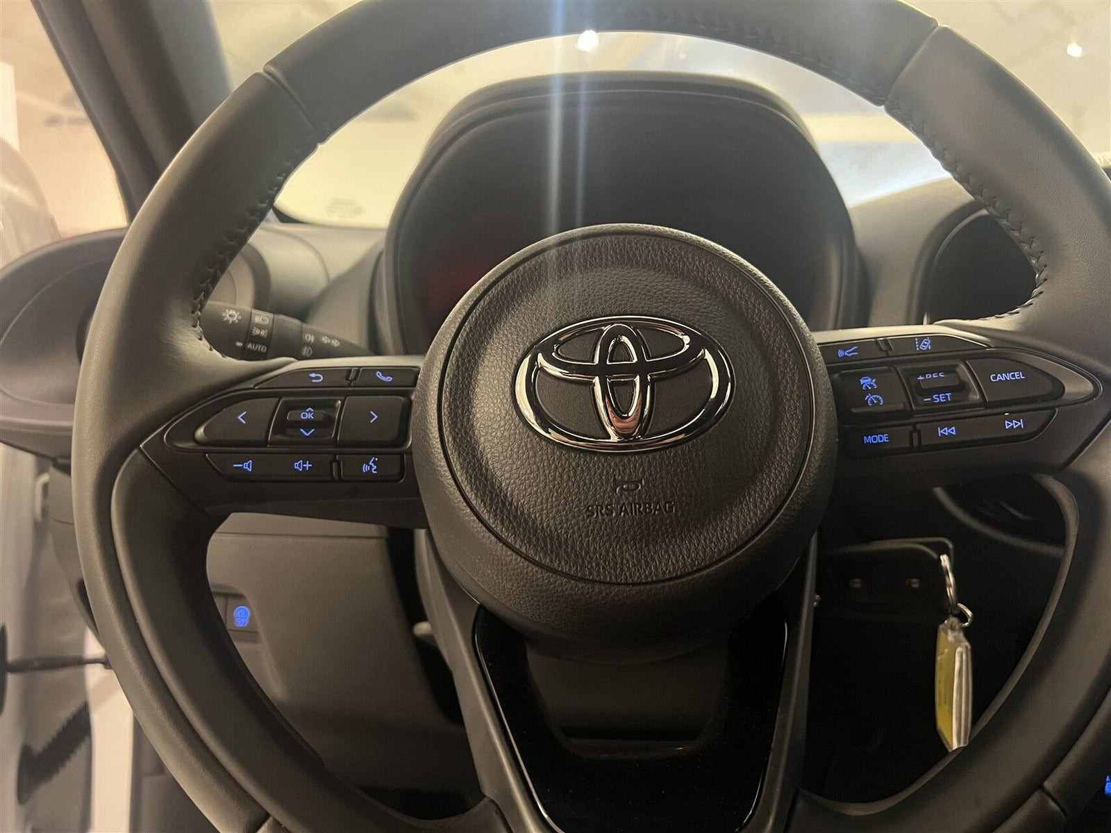 Hvid Toyota Aygo X fra 2025