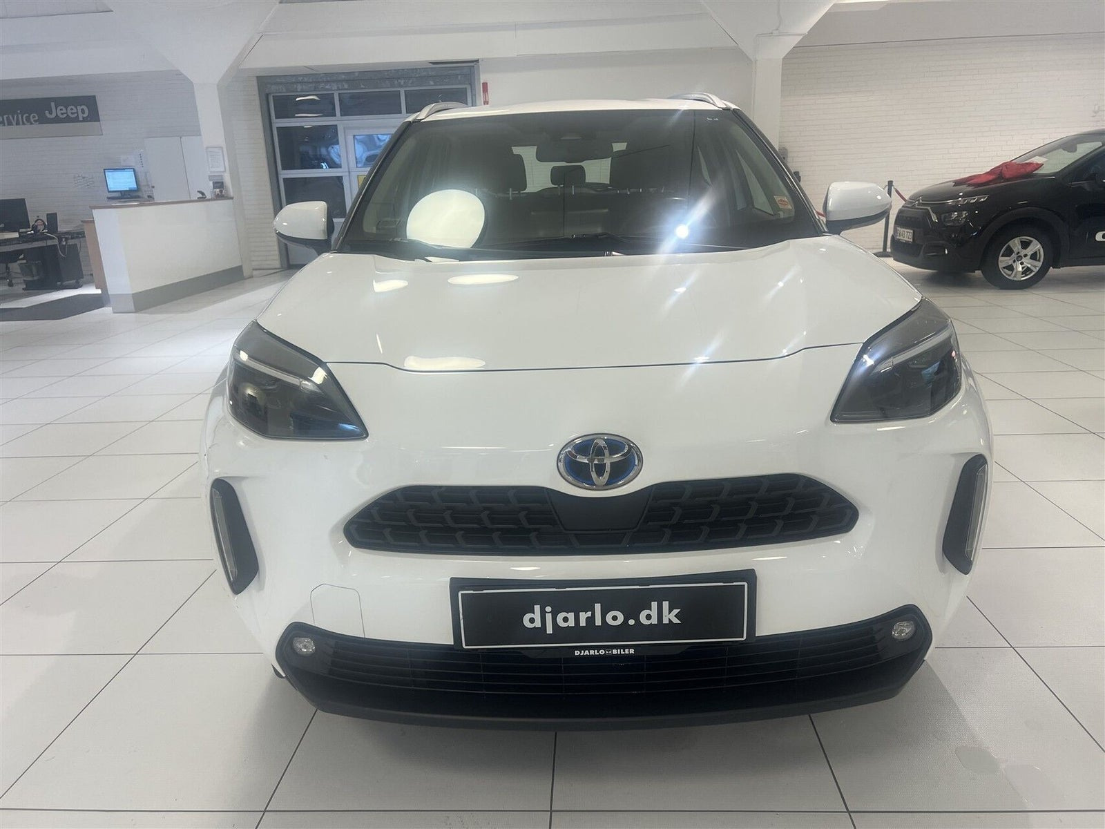 Hvid Toyota Yaris Cross fra 2022