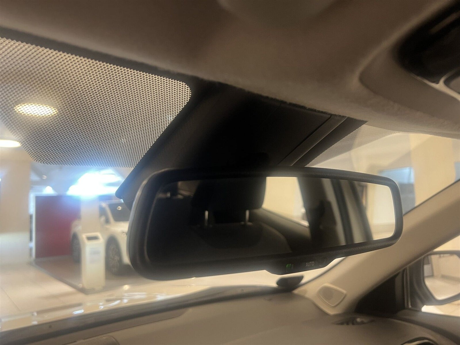 Hvid Toyota Yaris Cross fra 2022