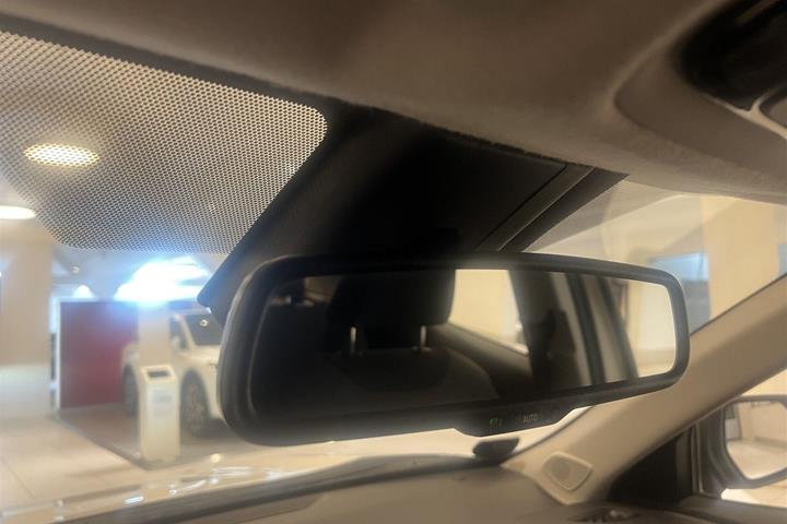 Hvid Toyota Yaris Cross fra 2022