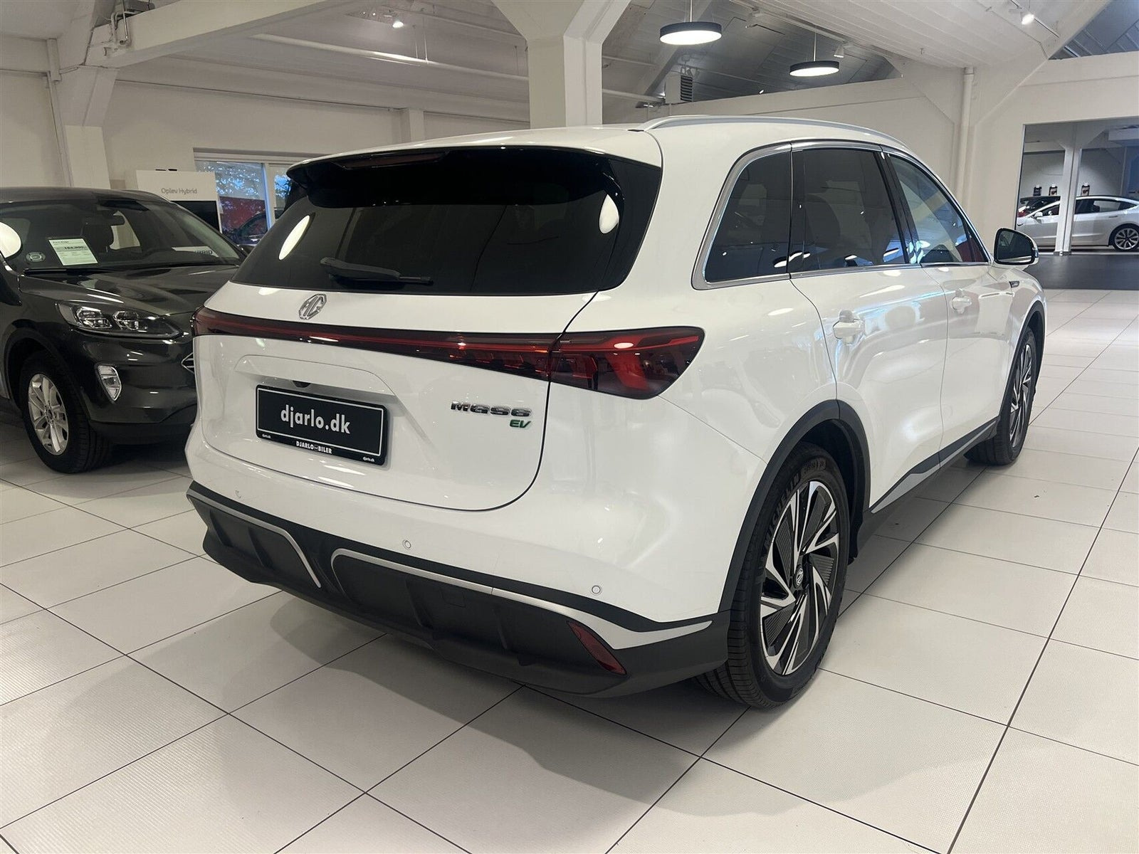 Hvid MG MGS6 fra 2026